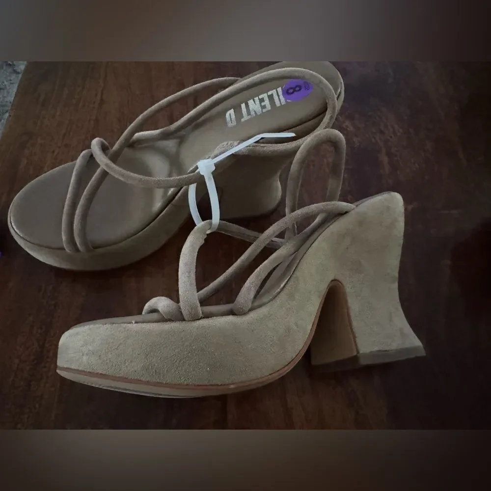 Anthropologie Silent D Star Platform heels Taupe 8 NEW